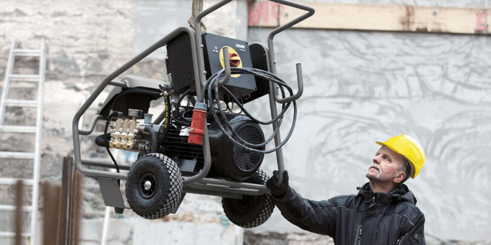 舉升超高壓清洗機圖片。